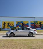 Toyota Corolla SE Sedan 2019 года (NA)
